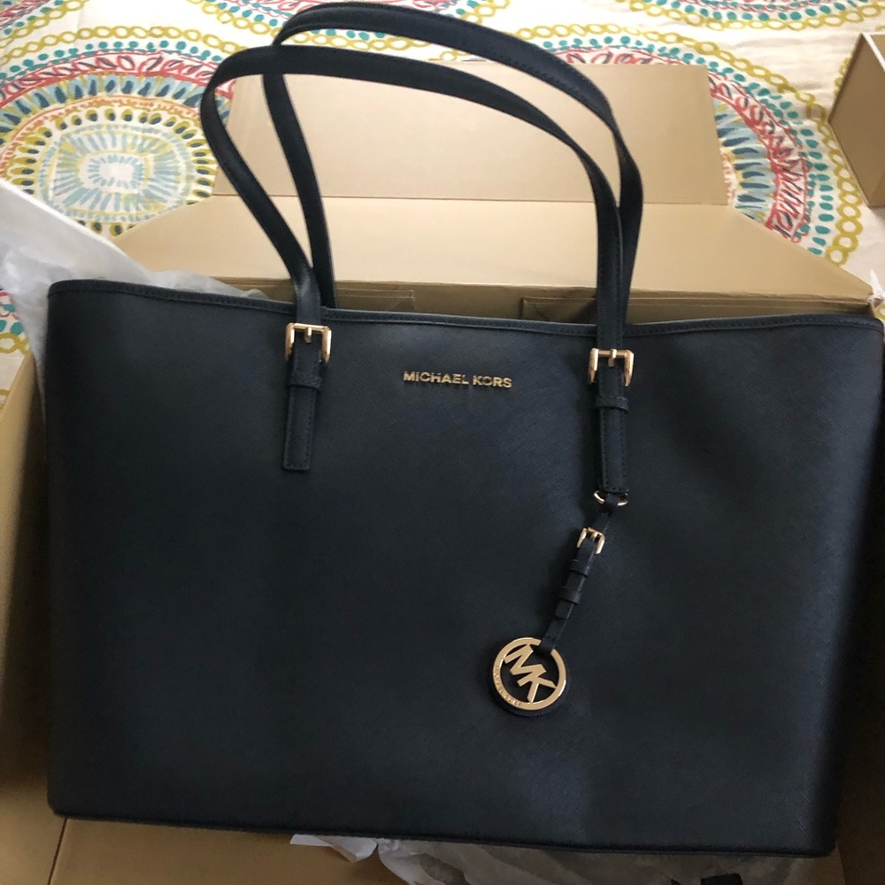 Authentic Michael Kors purse